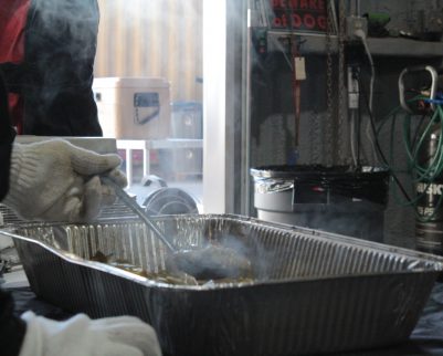 steaming tray of green beans